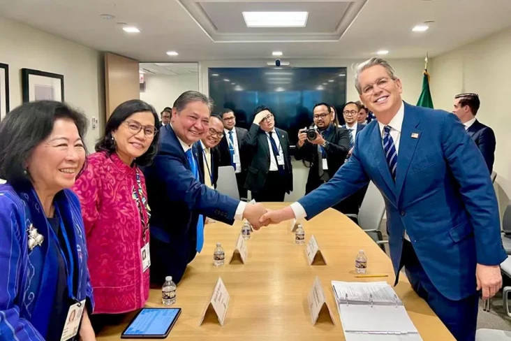Menteri Keuangan AS...