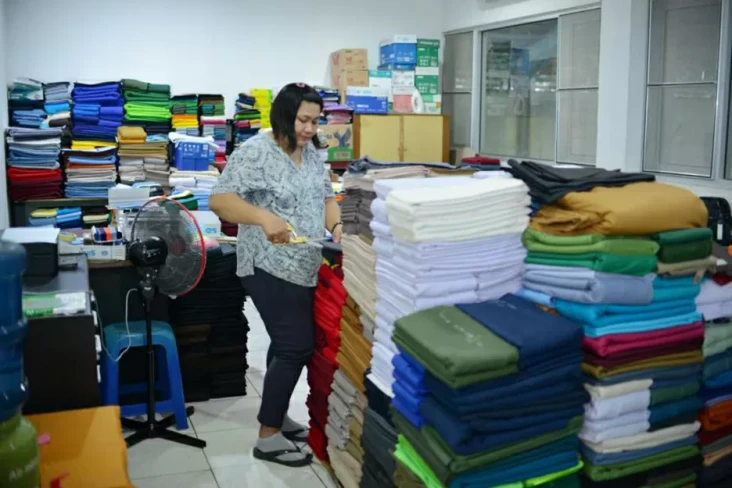 Diproduksi di Solo,...