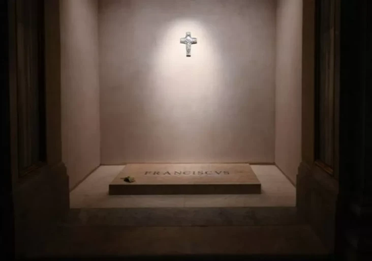 Ini Penampakan Makam...