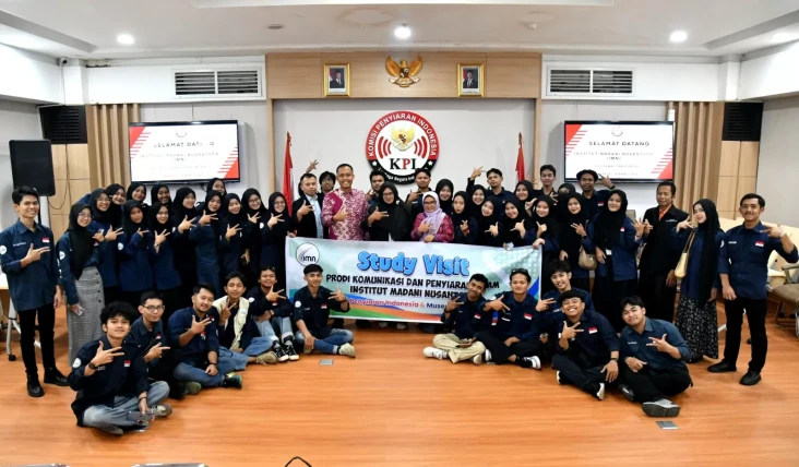 Dosen dan Mahasiswa...