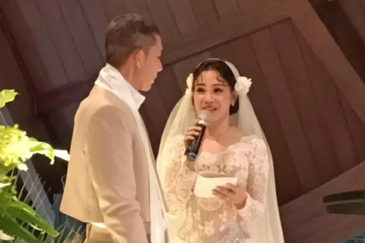 Andien dan Ippe Rayakan...