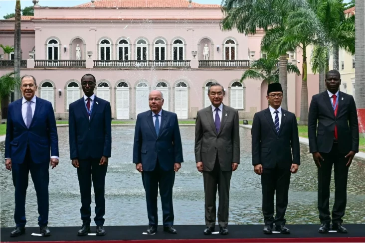 Menlu BRICS Berkumpul...