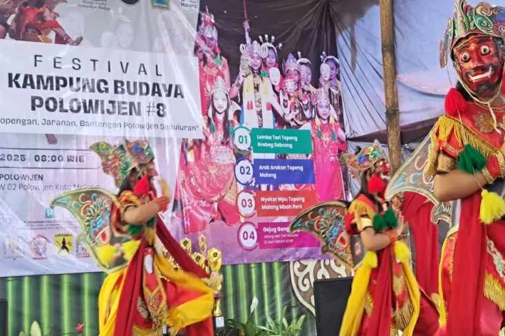 Gelar Festival ke-8,...