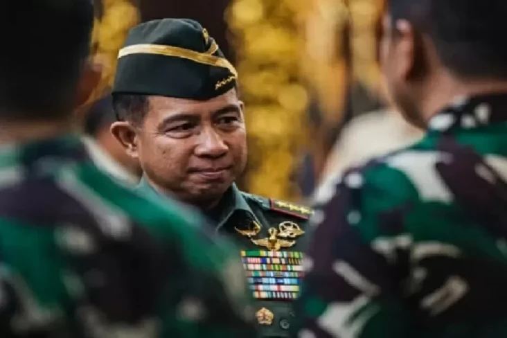 Panglima TNI Mutasi...