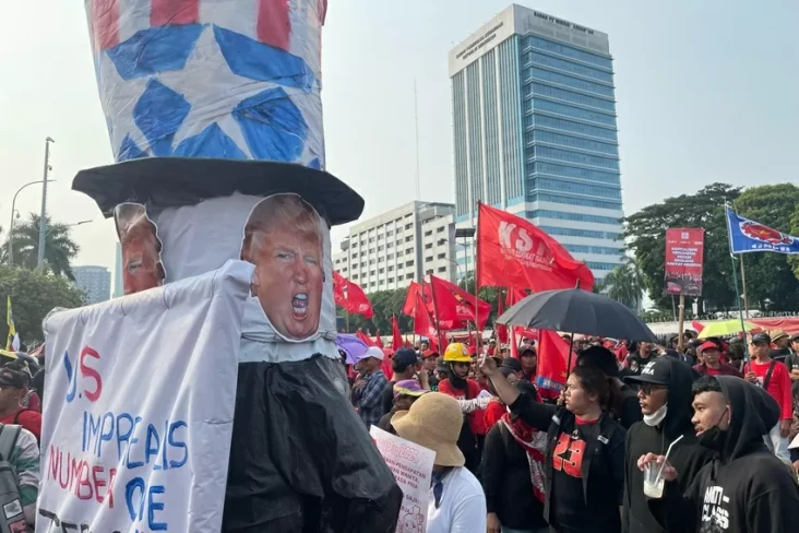 Ogoh-ogoh Muka Donald...