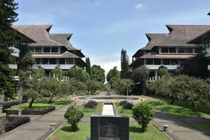 ITB Tindak Tegas Mahasiswanya...