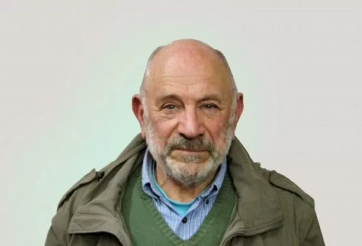 Profil Norman Briski,...