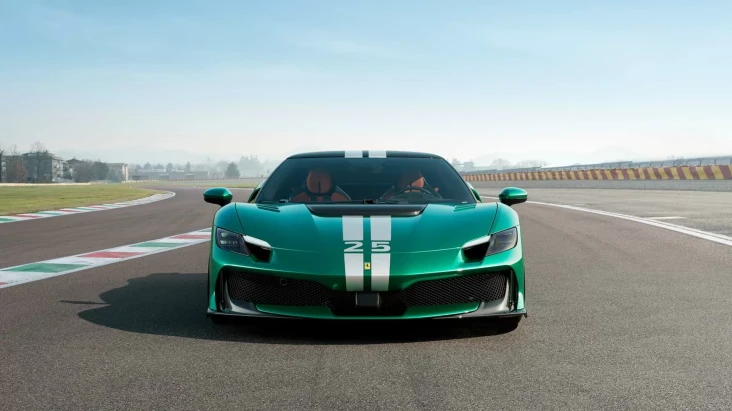 Ferrari 296 Speciale,...
