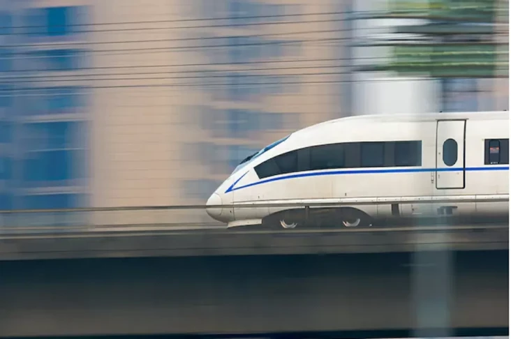 Kereta Peluru Shinkansen...