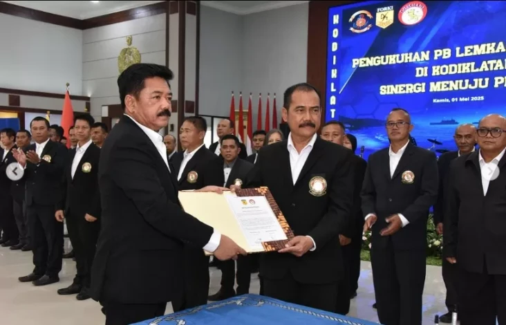 Ketua Umum PB Forki...