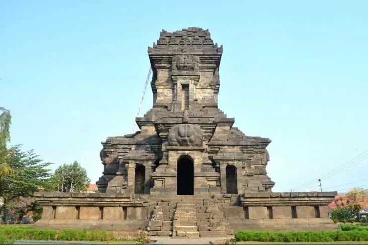 Kisah Tunggul Ametung,...
