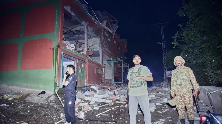 Pertempuran Sengit Pecah...