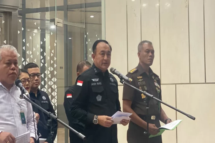 Purnawirawan TNI Jadi...
