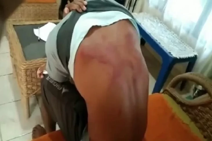 4 Oknum TNI Aniaya Warga...