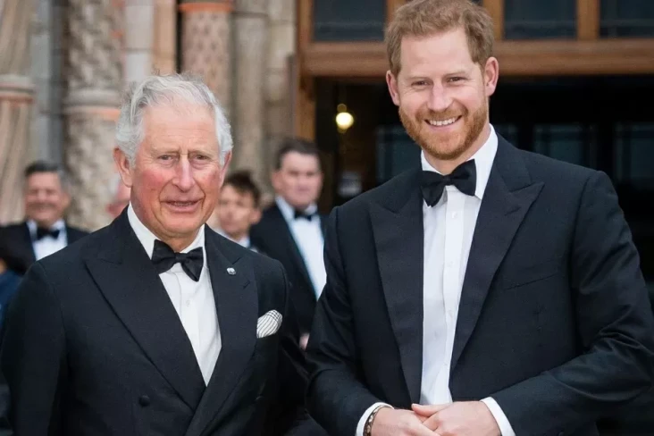 Raja Charles III Tolak...