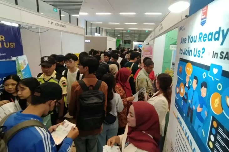 UK Maranatha Gelar Job...