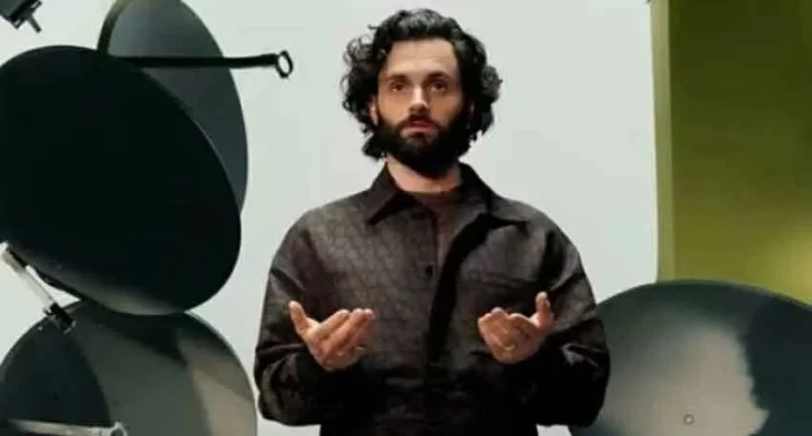 7 Fakta Penn Badgley,...