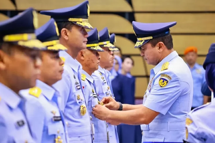 10 Pejabat TNI AU Berganti,...