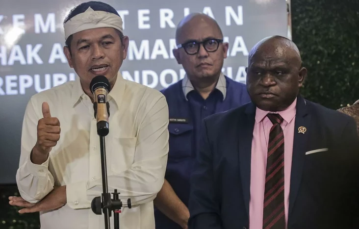 Dedi Mulyadi Bina Siswa...
