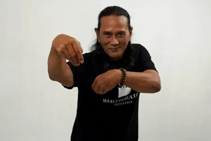 Profil Ken Ken, Pemeran...