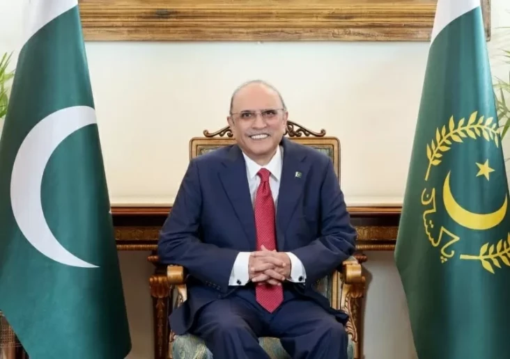 Siapa Asif Ali Zardari?...