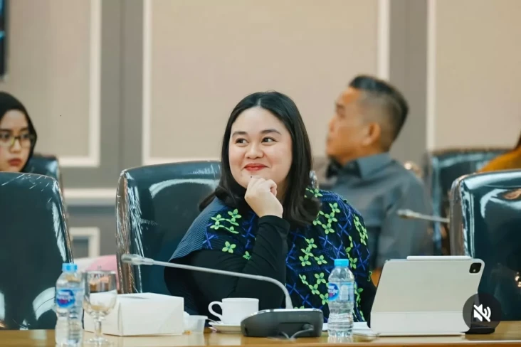 Lindungi Generasi Muda,...