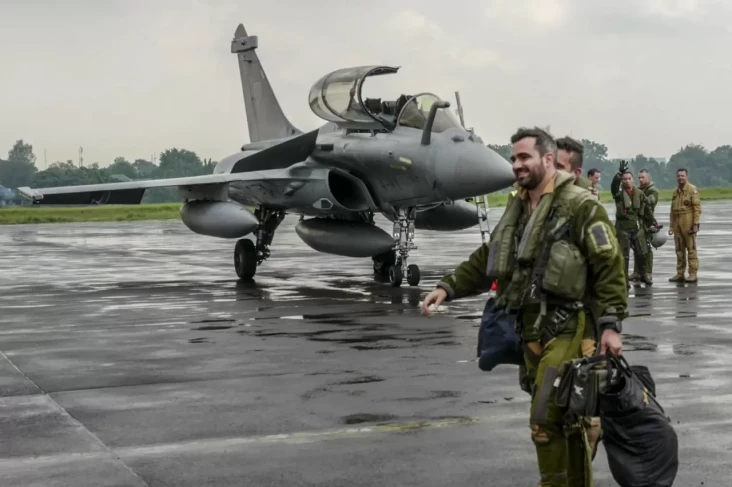 3 Jet Tempur Rafale...