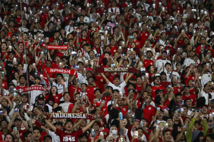FIFA Sanksi PSSI Denda...