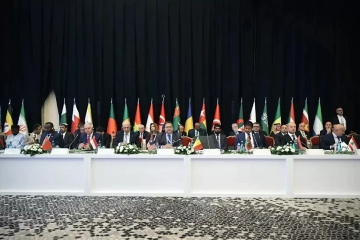 Konferensi Parlemen...