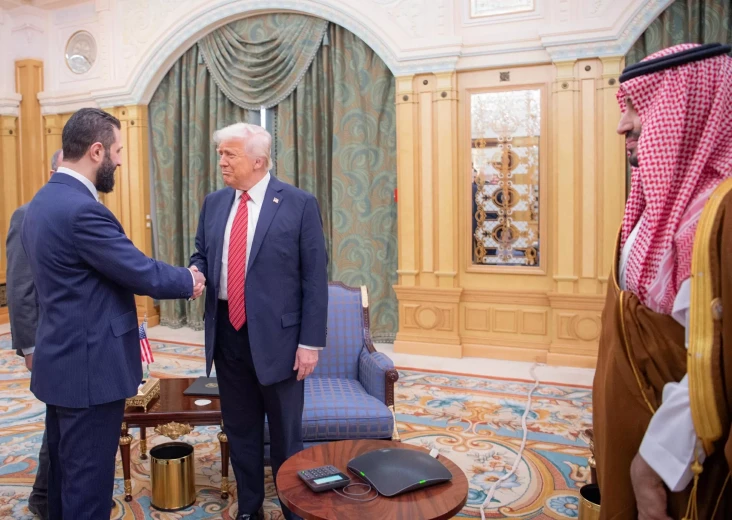 Trump Puji Presiden...