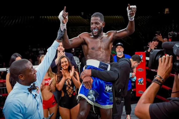 Pemegang Sabuk Juara...