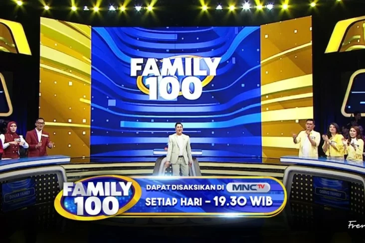 Family 100 Hadir dengan...