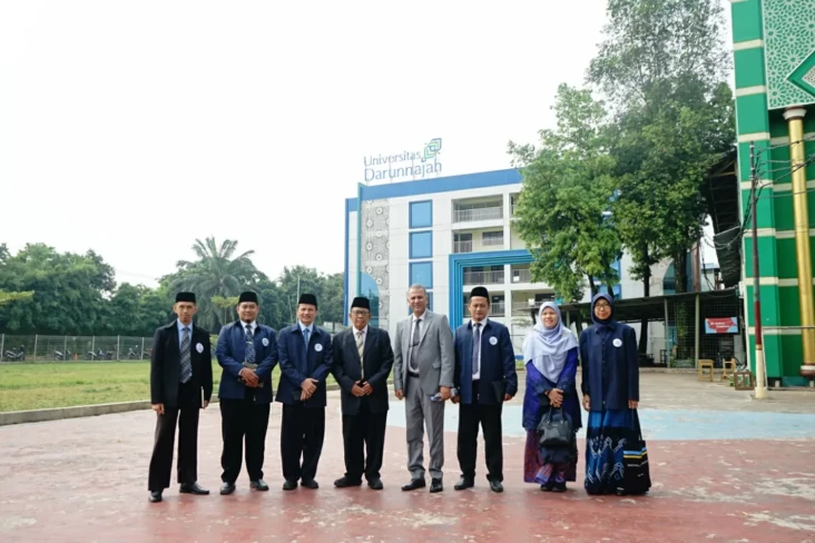 Darunnajah Hadirkan...
