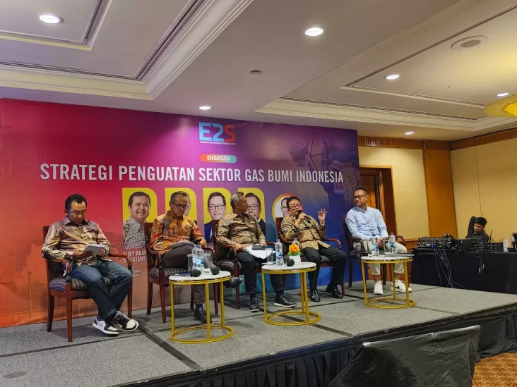 Gas Surplus, Tapi Ketidakseimbangan...
