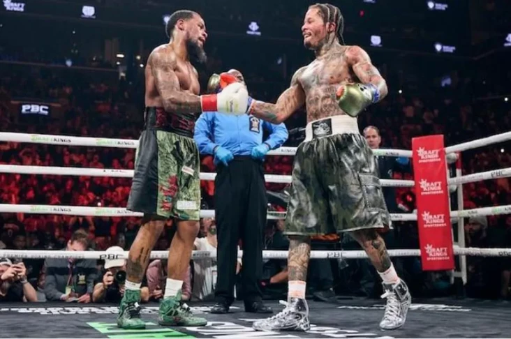 Gervonta Davis vs Lamont...