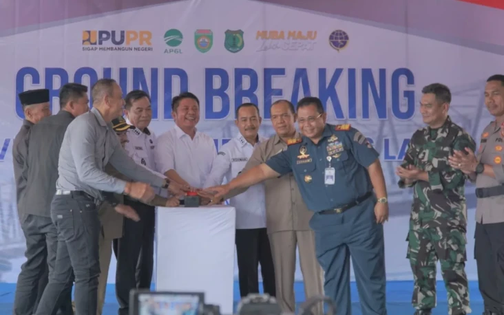 Jembatan Vital Penghubung...