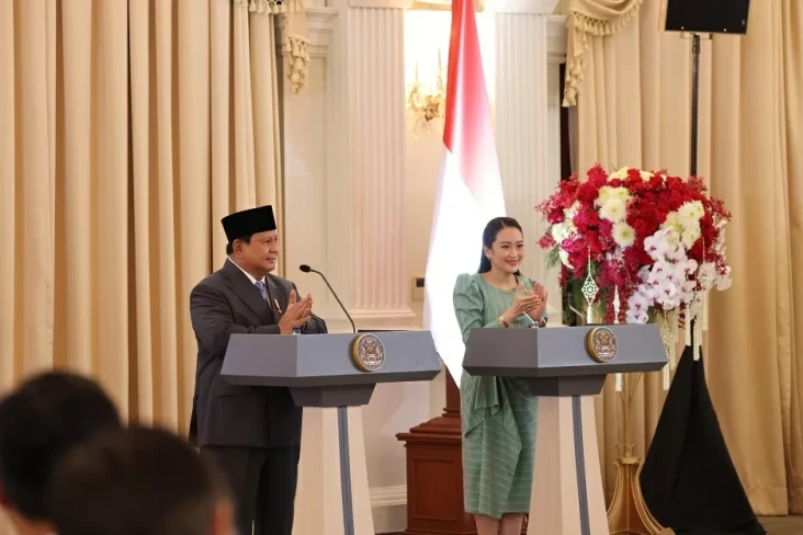 Bertemu PM Thailand,...