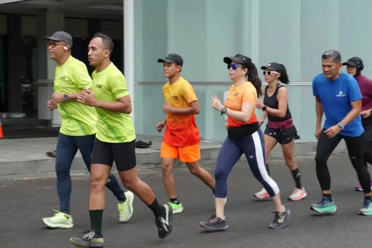 PLN Mobile Color Run...