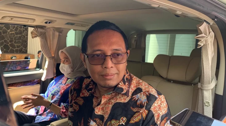 Ojek Online Demo Hari...