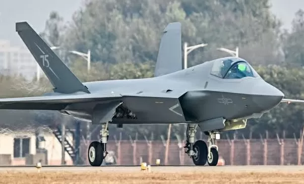 6 Jet Tempur Koleksi...