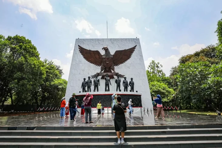 Mereka yang Bersuara...