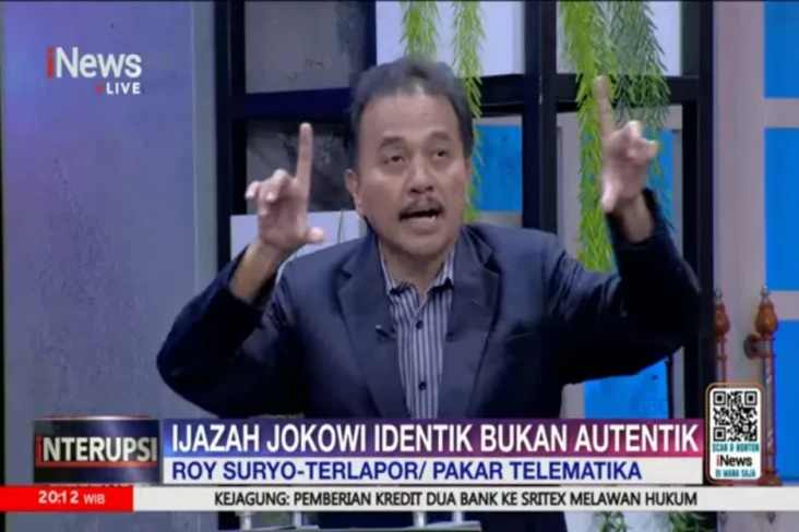 Ijazah Jokowi Identik,...