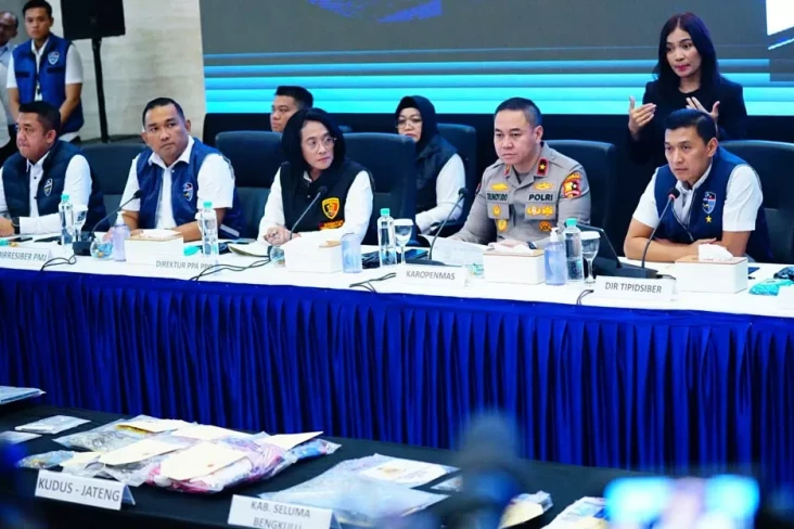 Pengungkapan Group Fantasi...