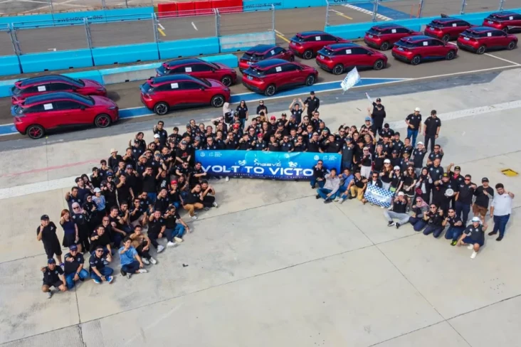 Dukung Formula E Jakarta,...