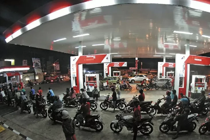 Kelangkaan BBM di Balikpapan,...