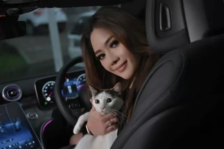 Spanduk Larangan Kasih...