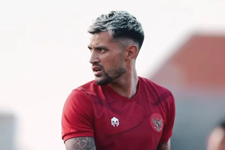 5 Potret Tampan Stefano...