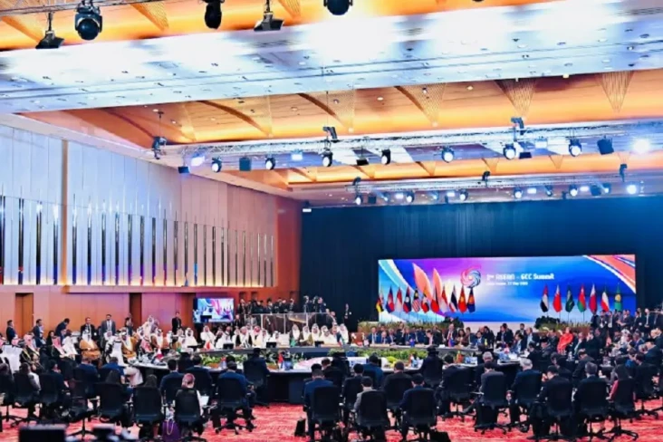 Prabowo di KTT ASEAN-GCC:...