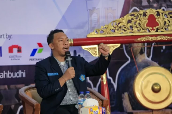 Hikmahbudhi Serukan...