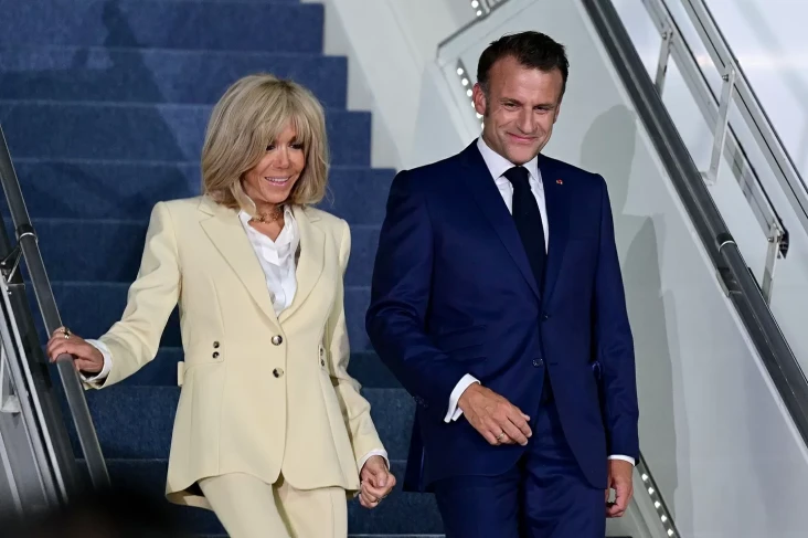 Golkar: Melalui Macron,...